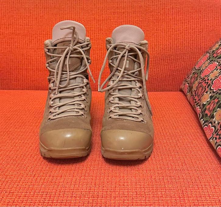 Onverwoestbare Meindl hoge bergschoenen maat 40 beige/khaki, Sport en Fitness, Bergsport en Wandelen, Zo goed als nieuw, Schoenen