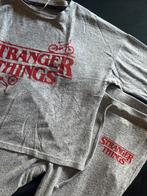 Stranger Things Pyjama Set - Maat S, Kleding | Dames, Ophalen of Verzenden, Gedragen, Maat 38/40 (M), Grijs