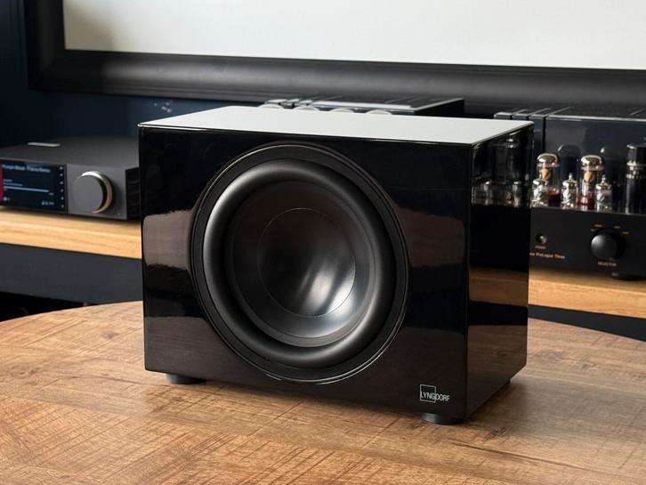 Lyngdorf BW-3, Audio, Tv en Foto, Luidsprekers, Zo goed als nieuw, Subwoofer, 120 watt of meer, Overige merken, Ophalen of Verzenden
