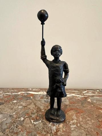 Bronzen beeldje Sophietje Ger van Tankeren beschikbaar voor biedingen