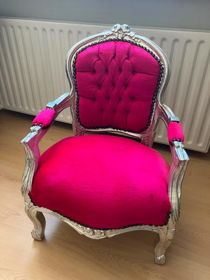 Barok Fauteuil Fuchsia Roze (kinderstoel), Huis en Inrichting, Fauteuils, Gebruikt, Hout, Minder dan 50 cm, Minder dan 75 cm, Ophalen