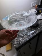 Glazen fruitschaal op voet, Ophalen of Verzenden