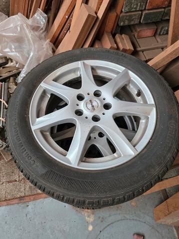 Winterbanden met aluminium velgen 205 55 r15 beschikbaar voor biedingen