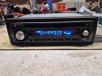 Kenwood radio cd aux beschikbaar voor biedingen