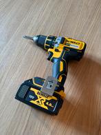 Dewalt accuboor dcd700 met accu en lader, Doe-het-zelf en Verbouw, Gereedschap | Boormachines, Ophalen of Verzenden, Zo goed als nieuw
