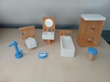 Houten poppenhuis meubeltjes " badkamer " beschikbaar voor biedingen