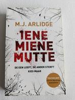 M.J. Arlidge - Iene Miene Mutte, Boeken, Thrillers, Ophalen, Zo goed als nieuw, Nederland, M.J. Arlidge
