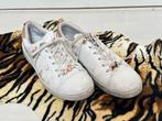 Sneakers wit met bloemen Ted baker maat 40, Ophalen of Verzenden, Zo goed als nieuw, Zwart, Sneakers of Gympen