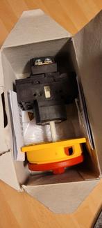 Eaton P1-32/EA/SVB hoofdstroomschakelaar, Hobby en Vrije tijd, Ophalen of Verzenden, Nieuw