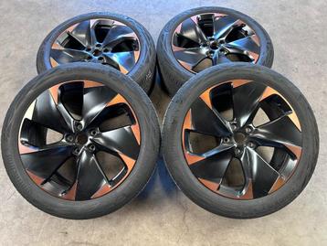 19 inch originele Typhoon velgen + zomerbanden Cupra Born beschikbaar voor biedingen