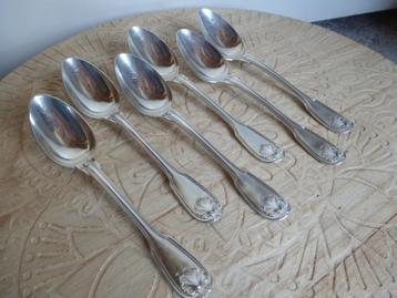Christofle verzilverde dessertlepels met schelpmotief beschikbaar voor biedingen