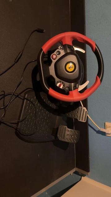 Gaming Stuur beschikbaar voor biedingen