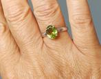 zilveren ring met natuurlijke Peridot steen zilver 925, O.T., Nieuw, Ophalen of Verzenden, Kleiner dan 17