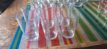 Set van 6 waterglazen beschikbaar voor biedingen