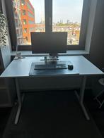 Bureau, in hoogte verstelbaar  1,40 m, Verzenden, In hoogte verstelbaar, Zo goed als nieuw