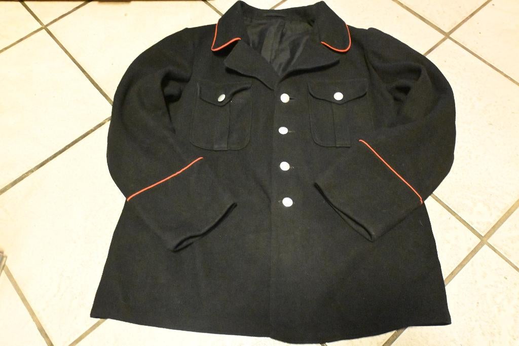 zwart wollen jas rode piping duitsland brandweer bergbau etc, Verzamelen, Militaria | Algemeen, Ophalen of Verzenden, Overige soorten
