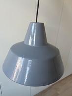 Grijze vintage hanglamp, Huis en Inrichting, Lampen | Hanglampen, Ophalen of Verzenden, Gebruikt, Metaal, Minder dan 50 cm