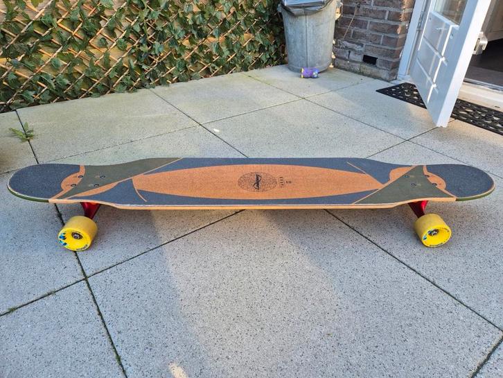 Loaded Tarab Longboard, Sport en Fitness, Skateboarden, Zo goed als nieuw, Skateboard, Longboard, Ophalen of Verzenden