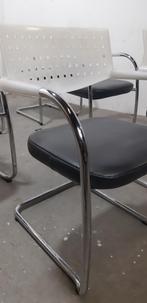 Vitra Visavis stapelbaar zwart leer / chrome  NIEUWSTAAT, Ophalen, Zwart, Leer, Zo goed als nieuw