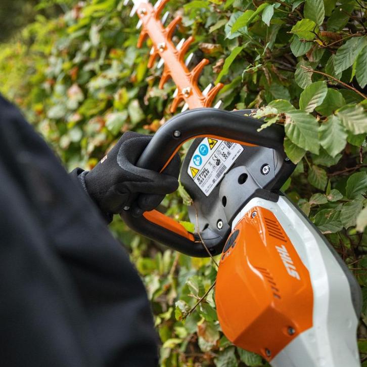 Snoeien, tuinman, voor (grote) snoeiklussen - regio Arnhem, Diensten en Vakmensen, Tuinmannen en Stratenmakers, Tuinonderhoud of Snoeiwerk