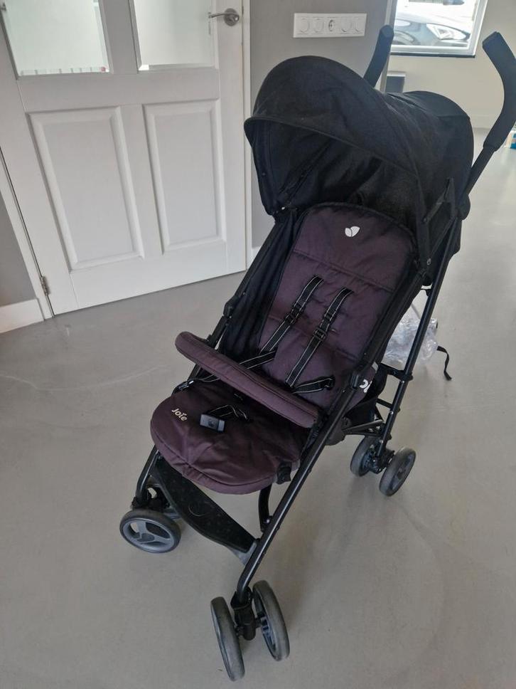 Joie buggy in zeer goede staat, Kinderen en Baby's, Buggy's, Zo goed als nieuw, Overige merken, Regenhoes, Verstelbare rugleuning