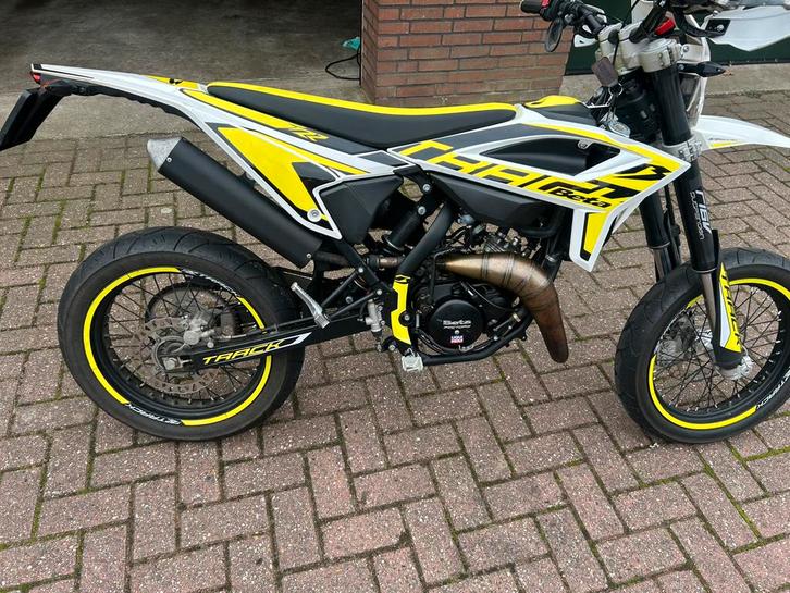 Beta rr 50 track, Fietsen en Brommers, Brommers | Crossbrommers, Zo goed als nieuw, Overige merken, Ophalen of Verzenden