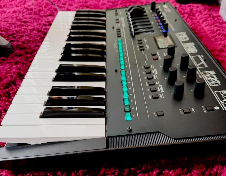 Korg OPSIX (mk1), Muziek en Instrumenten, Synthesizers, Zo goed als nieuw, Overige aantallen, Korg, Met midi-aansluiting, Ophalen
