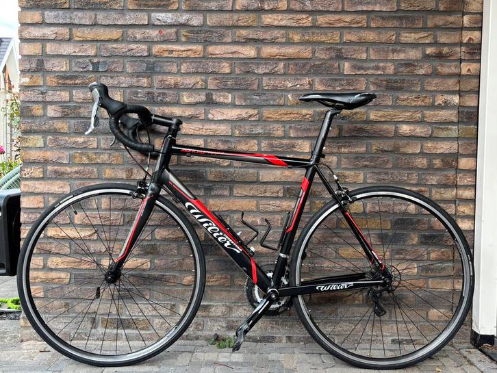 Wilier Montegrappa racefiets – maat L – slechts 1500 km, Fietsen en Brommers, Fietsen | Racefietsen, Gebruikt, Heren, Overige merken
