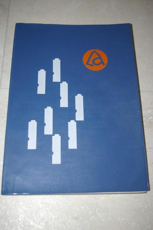 Boeken; Lettertypen en Kalligraferen., Hobby en Vrije tijd, Overige Hobby en Vrije tijd, Zo goed als nieuw, Ophalen of Verzenden