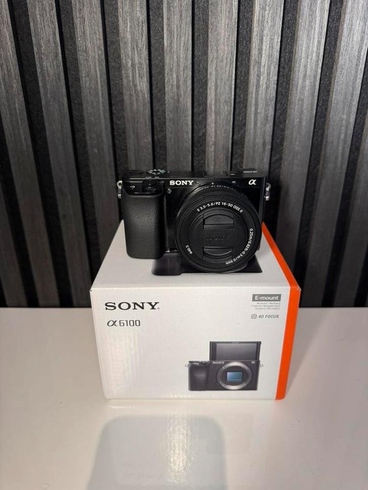 Sony A6100 + kitlens (Sony E 16–50mm F/3.5–5.6 PZ OSS II), Audio, Tv en Foto, Fotocamera's Digitaal, Zo goed als nieuw, Sony, Geen optische zoom