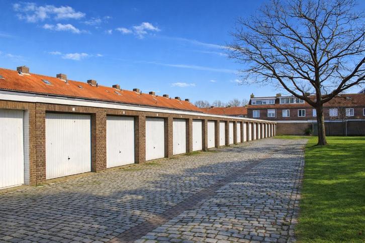 Te huur: Garagebox/opslagunit in Breda, Mollenberg 901, Auto diversen, Autostallingen en Garages