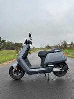 NIU NQi Sport | 2 accu’s | Dealer onderhoud | Alarm, Fietsen en Brommers, Scooters | Overige merken, Ophalen, Zo goed als nieuw