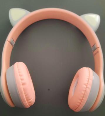 Nieuwe KopTelefoon met Katten oortjes draadloos  beschikbaar voor biedingen