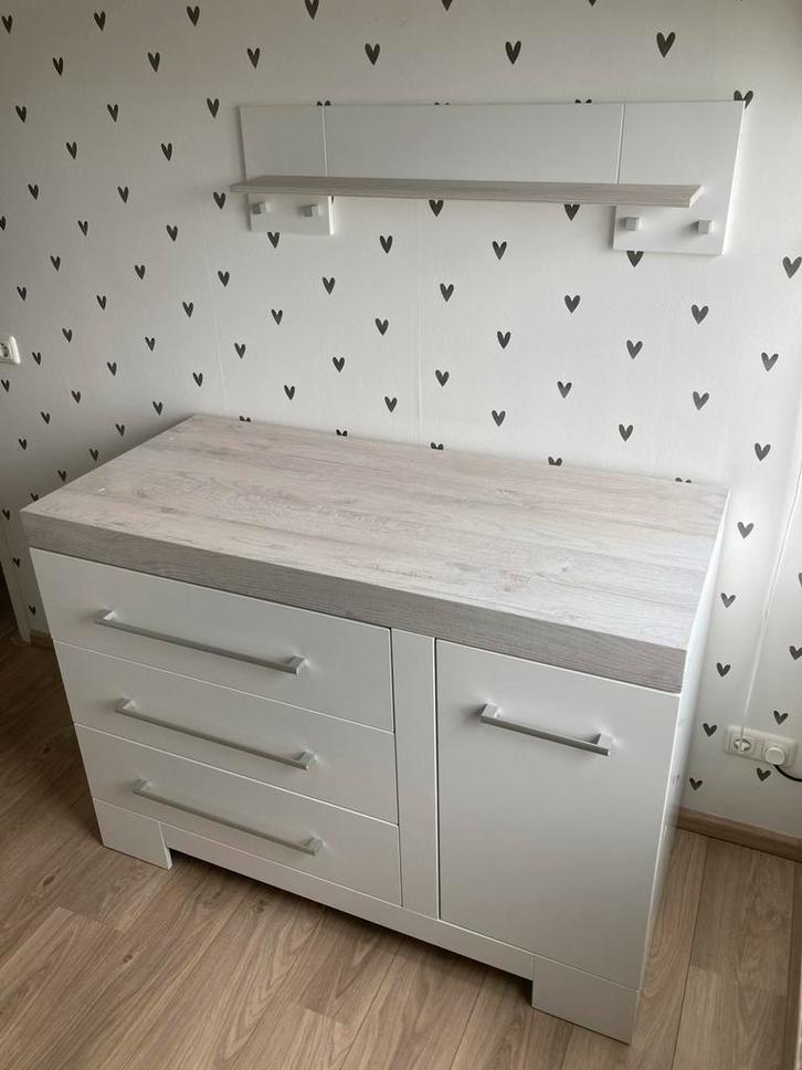 Comode en ledikant, Kinderen en Baby's, Kinderkamer | Bedden, Gebruikt, Minder dan 140 cm, 70 tot 85 cm, Lattenbodem, Ophalen