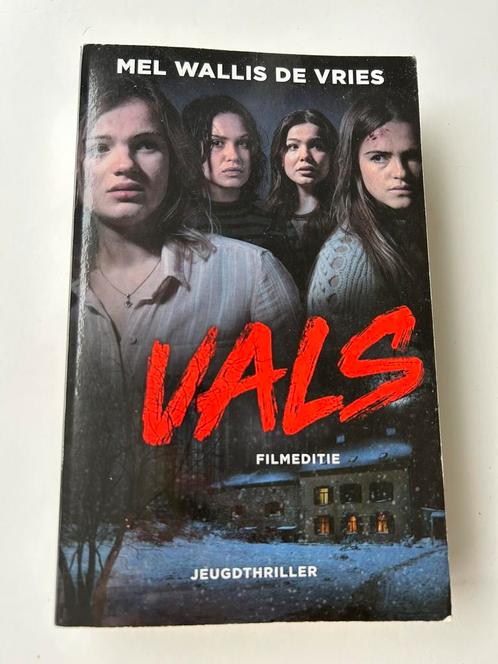 Mel Wallis de Vries - Vals, Boeken, Kinderboeken | Jeugd | 13 jaar en ouder, Zo goed als nieuw, Ophalen