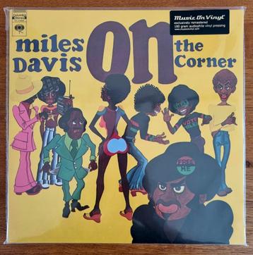 Miles Davis - On the Corner (LP - reissue) beschikbaar voor biedingen