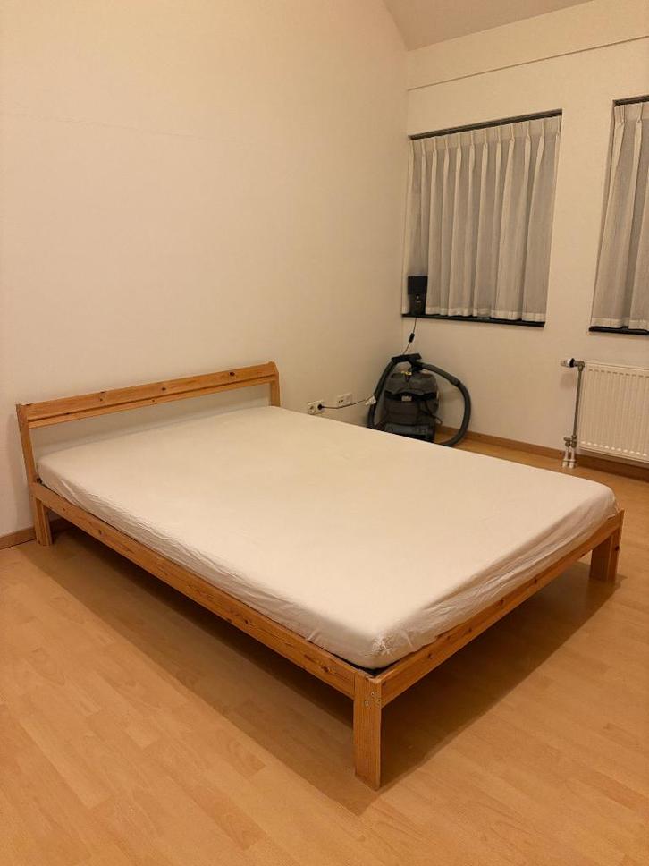 Bedframe IKEA 140x200cm, Huis en Inrichting, Slaapkamer | Bedden, Gebruikt, Tweepersoons, 140 cm, 200 cm, Hout, Wit, Ophalen