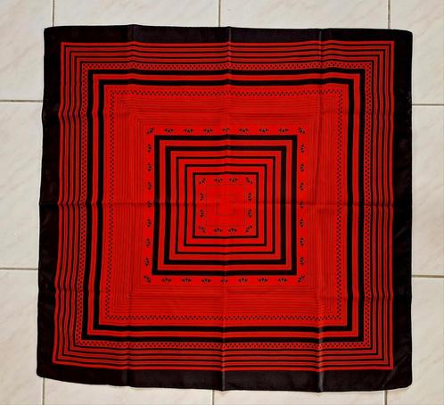 Vintage sjaaltjes, Antiek en Kunst, Antiek | Kleding en Accessoires, Dames, Ophalen of Verzenden