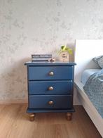 Donkerblauw nachtkastje, Ophalen, Minder dan 45 cm, Zo goed als nieuw, Minder dan 55 cm