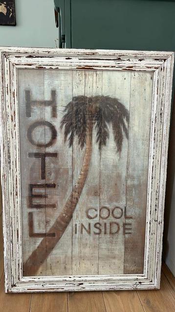 Canvas afbeelding in houten lijst – hotel style beschikbaar voor biedingen