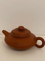 VTG Yixing theepot van rode klei | gesigneerd | 1925-1975, Antiek en Kunst, Ophalen of Verzenden