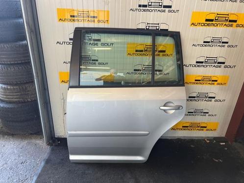 Portier 4Deurs links-achter van een Volkswagen Touran (LA7W), Auto-onderdelen, Carrosserie en Plaatwerk, Deur, Volkswagen, Gebruikt