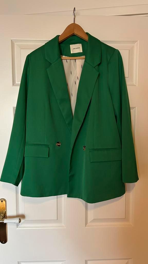 Sofie Schnoor groene blazer maat xs, Kleding | Dames, Jasjes, Kostuums en Pakken, Zo goed als nieuw, Jasje, Maat 34 (XS) of kleiner