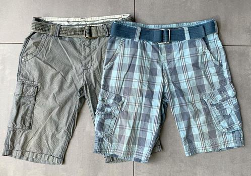 Set 2 SHORTS mt 34 / L Bermuda - 1x blauw / 1x grijs broek, Kleding | Heren, Broeken en Pantalons, Gedragen, Maat 52/54 (L), Blauw