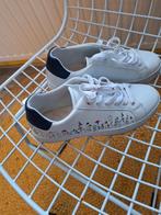 Witte gympen, maat 39, Ophalen of Verzenden, Zo goed als nieuw, Overige typen, Overige merken