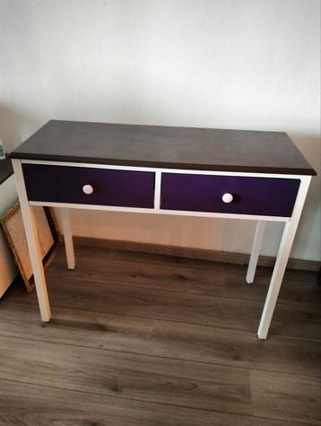 Koopje!! Sidetable bureau met lades beschikbaar voor biedingen