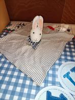 Ikea konijn Knuffeldoekje, Ophalen of Verzenden, Zo goed als nieuw, Konijn