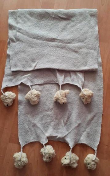 Leuke beige sjaal met 8 dierenhoofdjes, 163 x 37 cm beschikbaar voor biedingen