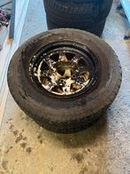 Off road banden met velg samurai, Ophalen