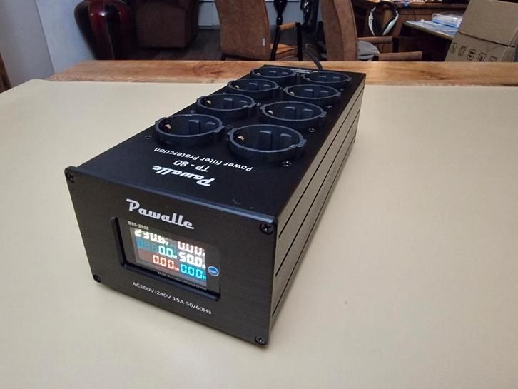 Audio Noise Safe AC Power Filter 8 Voudig Netfilter Zwart, Audio, Tv en Foto, Professionele Audio-, Tv- en Video-apparatuur, Nieuw